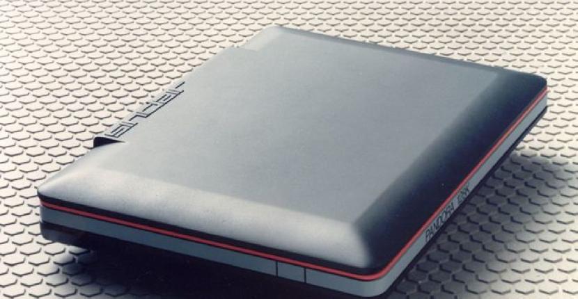 Proteus, el nuevo ordenador de Clive Sinclair (1986)